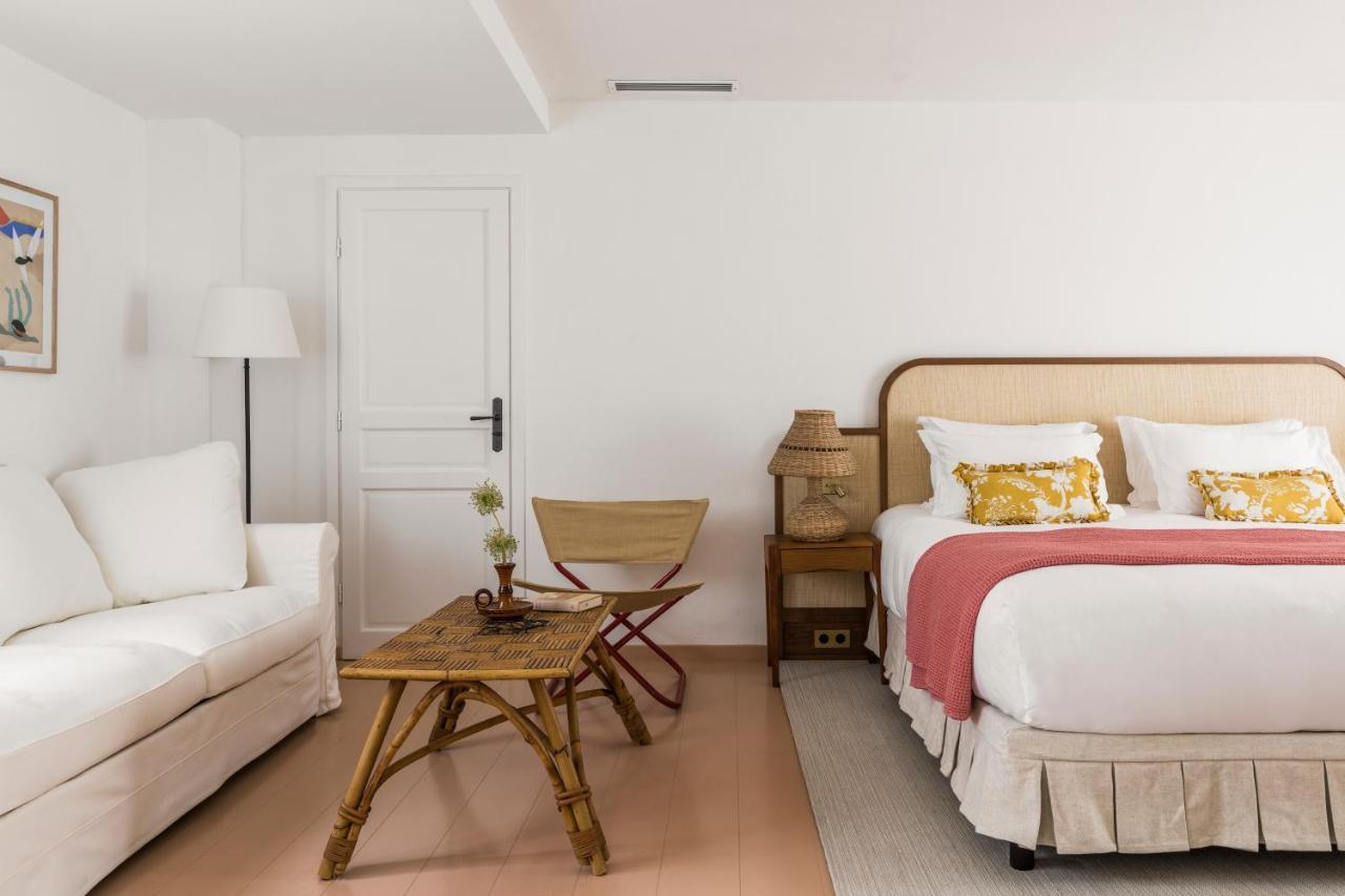 Hotel La Tartane Saint Tropez Bagian luar foto