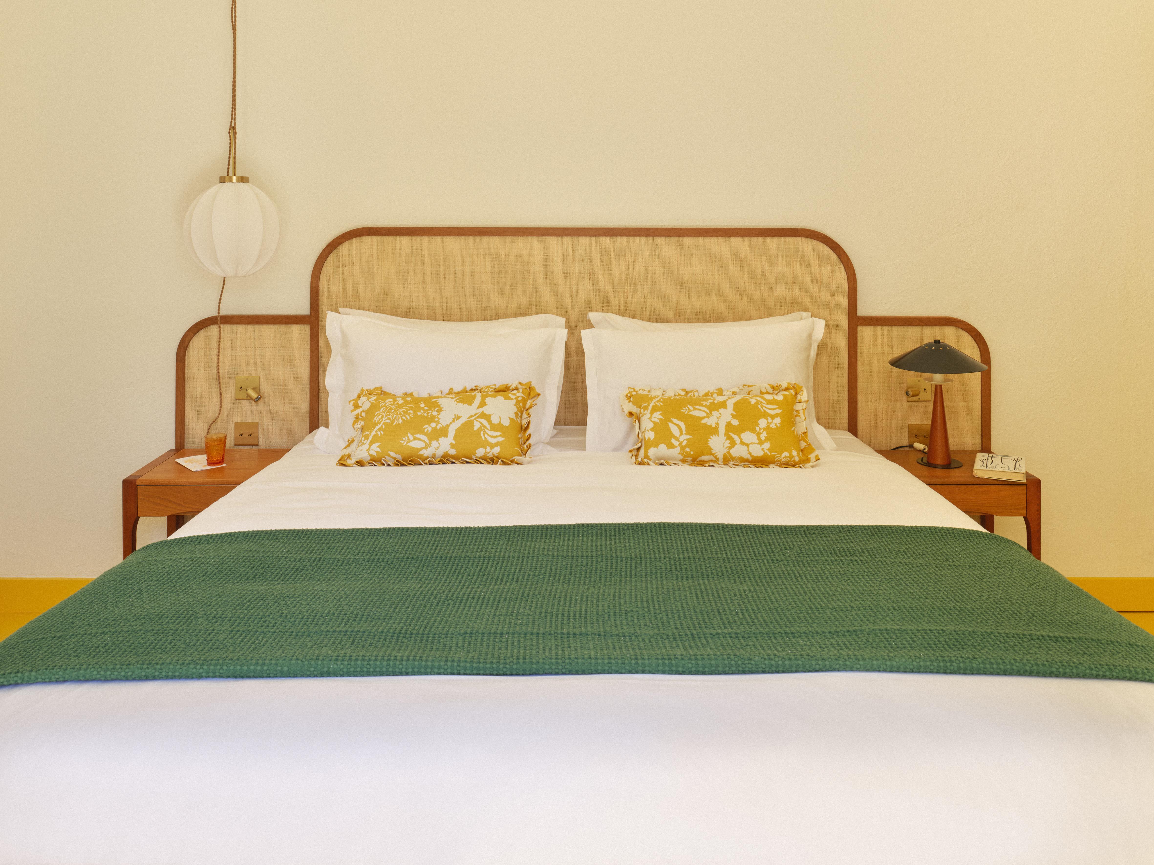Hotel La Tartane Saint Tropez Bagian luar foto