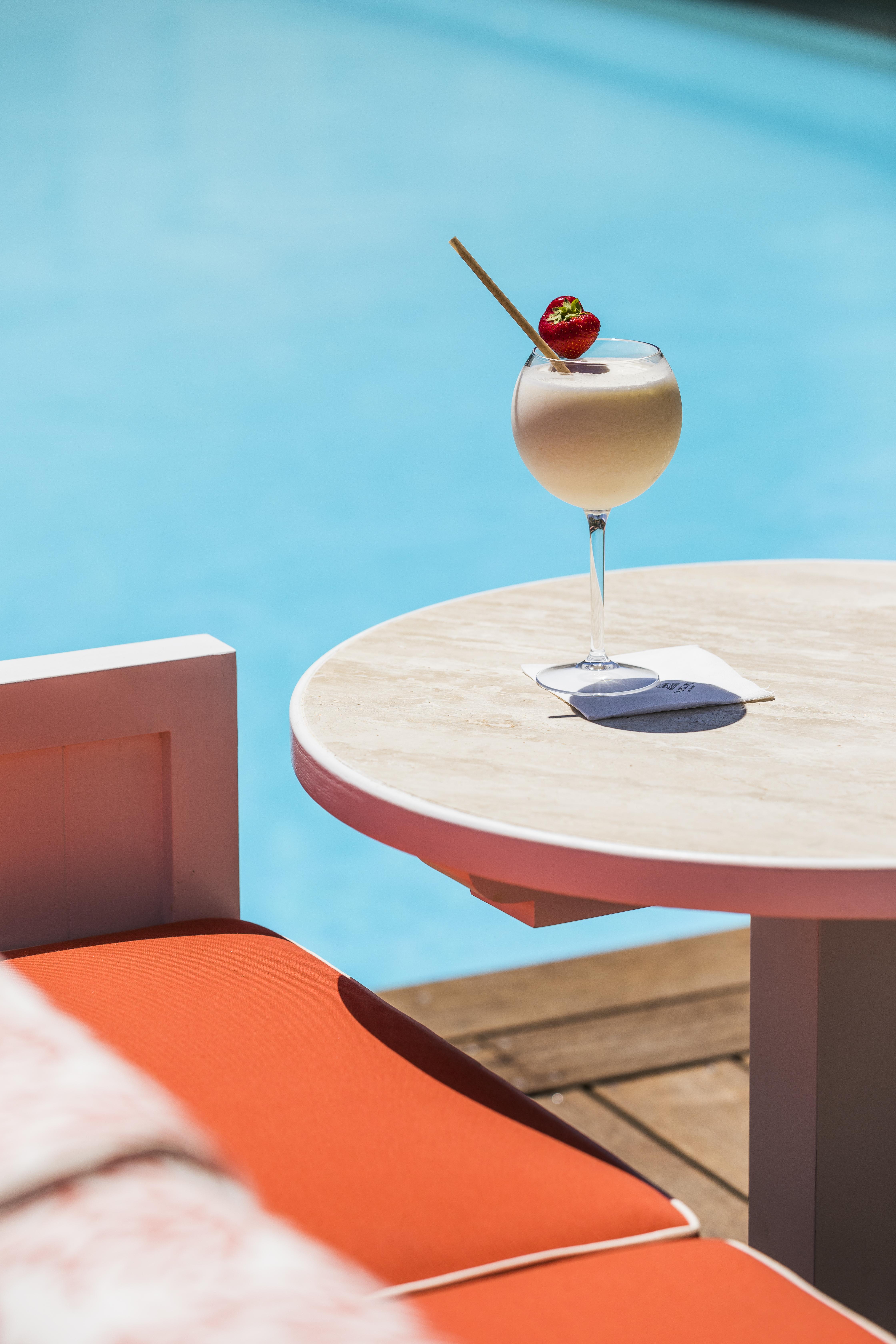 Hotel La Tartane Saint Tropez Bagian luar foto