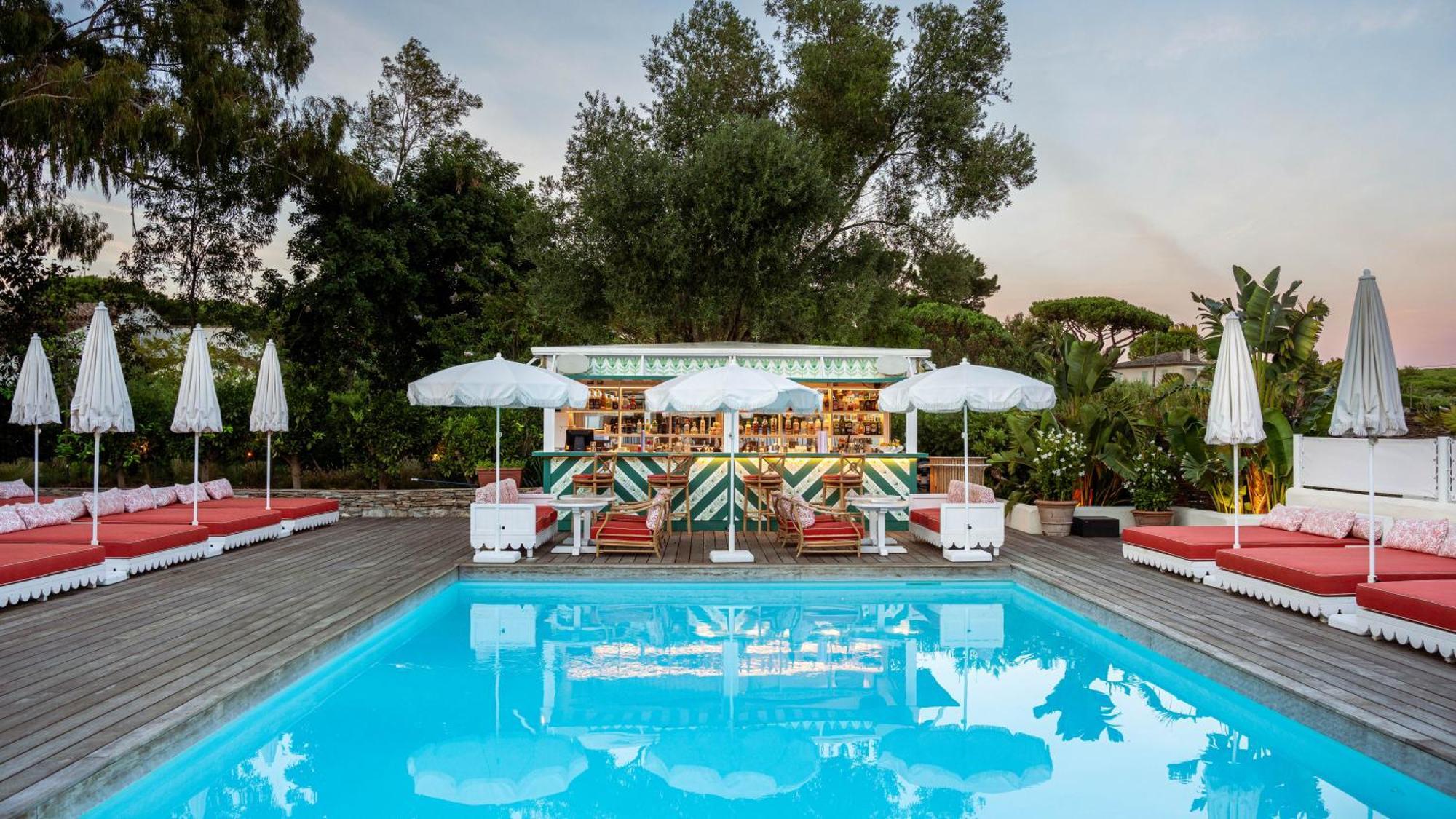 Hotel La Tartane Saint Tropez Bagian luar foto